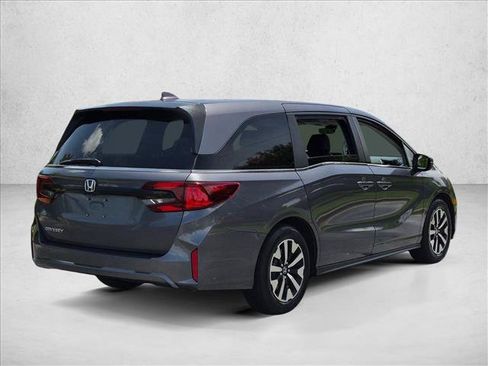 Used 2025 Honda Odyssey EX-L image 5