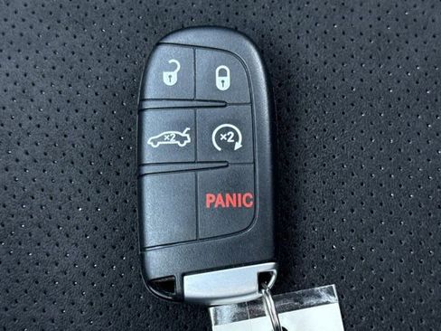 Used 2021 Dodge Challenger R/T Scat Pack w/ Dynamics Package image 21