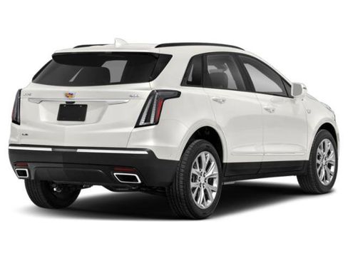 Used 2020 Cadillac XT5 Sportv image 2