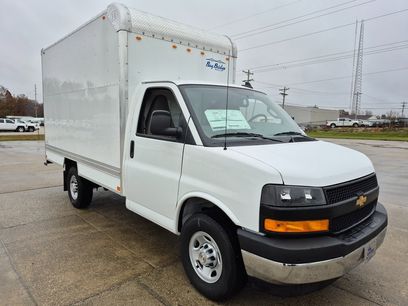 New 2025 Chevrolet Express 3500 w/ Power Convenience Package