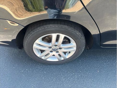 Used 2013 Volkswagen Jetta TDI FWD image 18