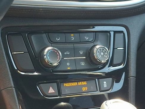 Used 2019 Buick Encore Preferred AWD/4WD image 12