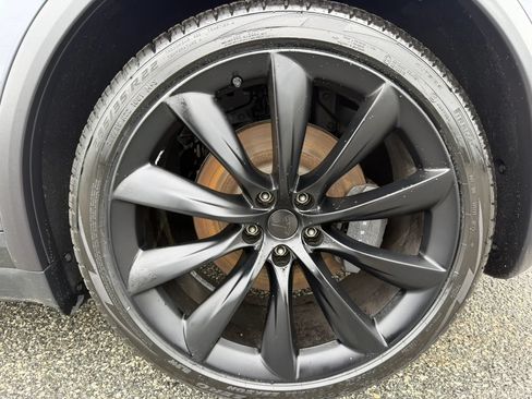 Used 2021 Tesla Model X Long Range AWD/4WD image 26