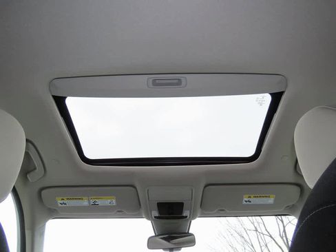 Used 2023 Honda CR-V EX image 23