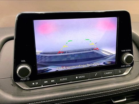 Used 2023 Nissan Rogue SV FWD image 20