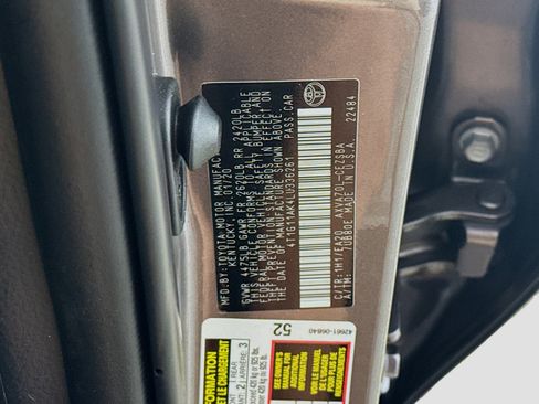 Used 2020 Toyota Camry SE image 39