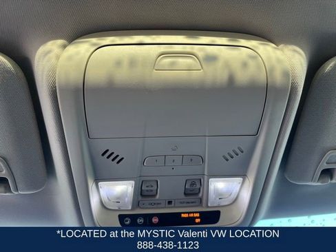 Used 2017 Cadillac XT5 Luxury w/ Driver Awareness Package image 40