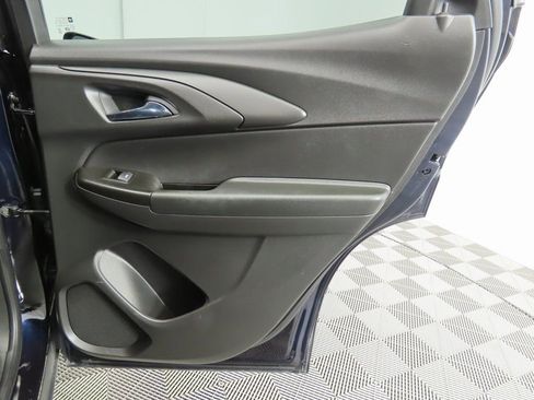 Used 2021 Chevrolet TrailBlazer LT w/ Convenience Package image 25