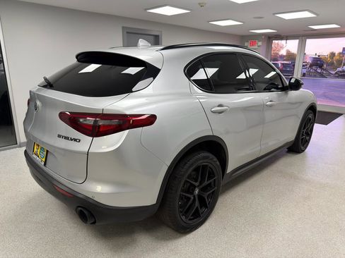 Used 2019 Alfa Romeo Stelvio Ti Sport w/ Quick Order Package 22S Sport AWD/4WD image 3