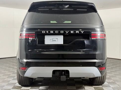 New 2026 Land Rover Discovery Limited Edition image 7