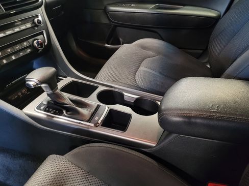 Used 2020 Kia Optima LX FWD image 26