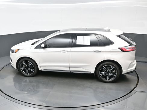 Used 2019 Ford Edge ST w/ Convenience Package image 36