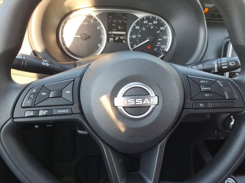 New 2025 Nissan Kicks Play S FWD image 10