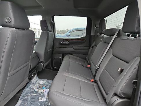 New 2026 GMC Sierra 1500 Elevation image 7