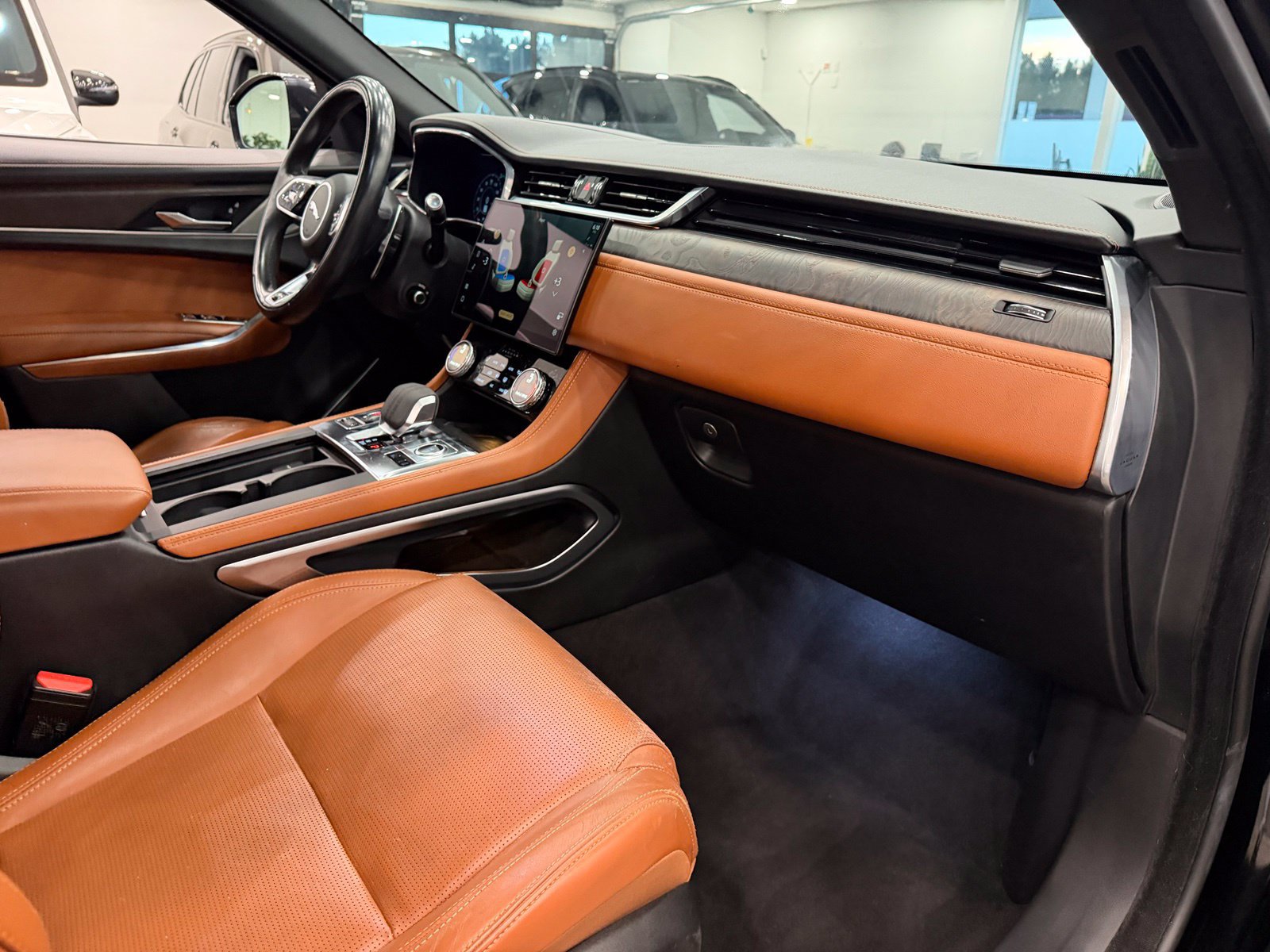 Used 2021 Jaguar F-PACE R-Dynamic S AWD/4WD image 24