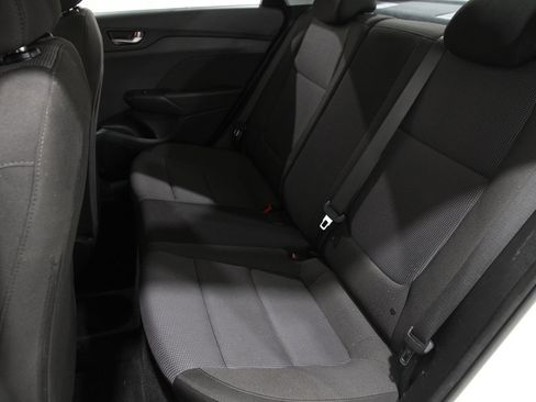 Used 2021 Hyundai Accent SE image 17