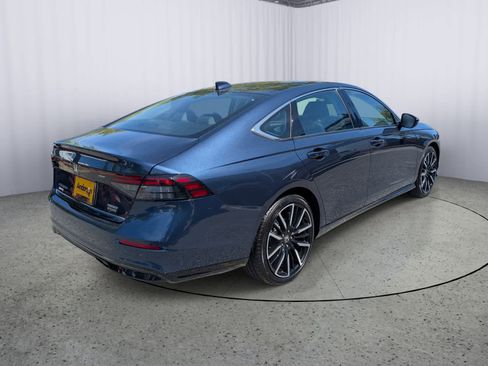Certified 2025 Honda Accord Touring image 3