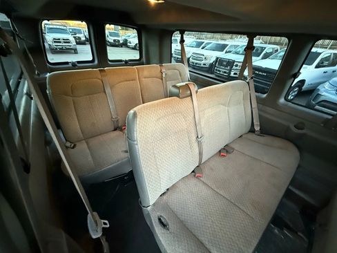 Used 2023 Chevrolet Express 3500 LT w/ LT Preferred Equipment Group image 17