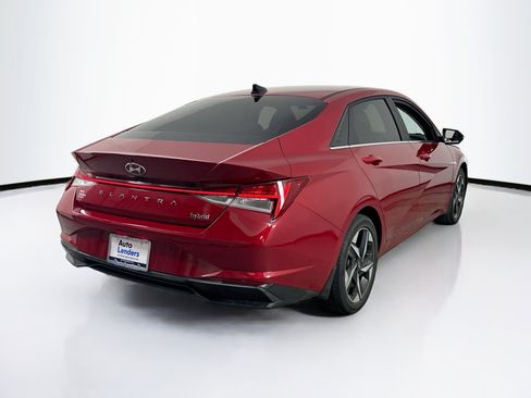 Used 2023 Hyundai Elantra Limited FWD image 5