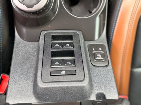 Used 2024 Ford Bronco Outer Banks image 23