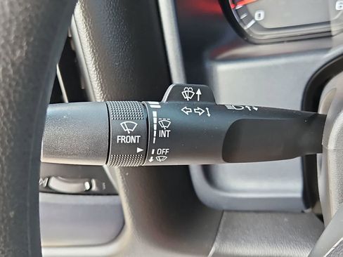 Used 2018 Chevrolet Silverado 1500 Custom w/ Custom Value Package image 25