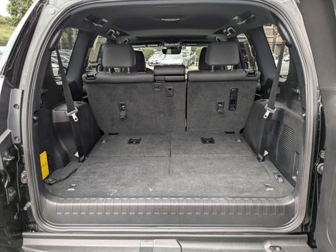 Used 2020 Lexus GX 460 Premium w/ Premium Package AWD/4WD image 8