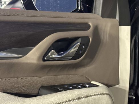 Used 2021 GMC Yukon XL Denali image 28