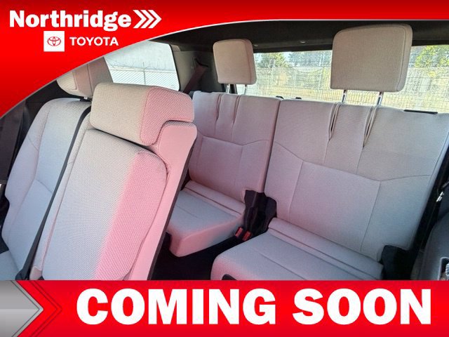 Used 2025 Toyota 4Runner SR5 AWD/4WD image 8