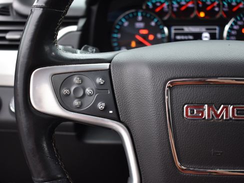 Used 2019 GMC Yukon XL SLT w/ Open Road Package image 15