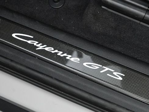 Certified 2026 Porsche Cayenne GTS AWD/4WD image 26