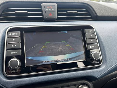 Used 2025 Nissan Versa SV FWD image 22