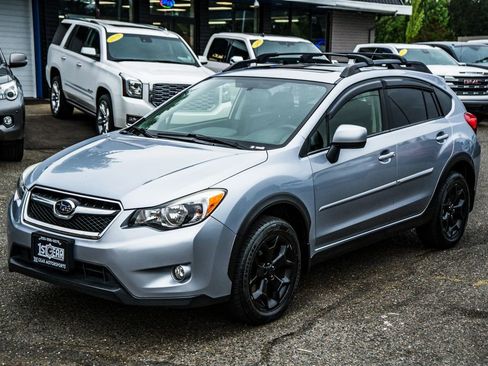Used 2014 Subaru Crosstrek 2.0i Premium w/ Moonroof Package AWD/4WD image 4
