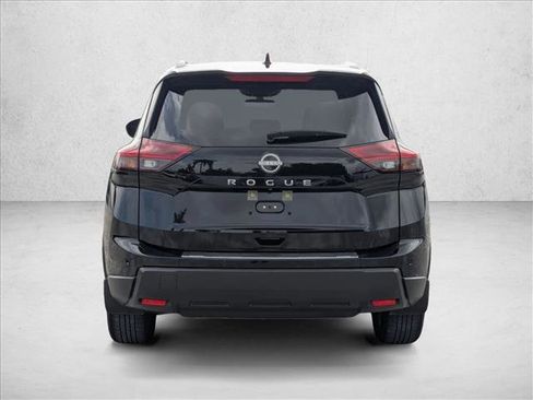 Certified 2025 Nissan Rogue SV w/ SV Premium Package FWD image 6