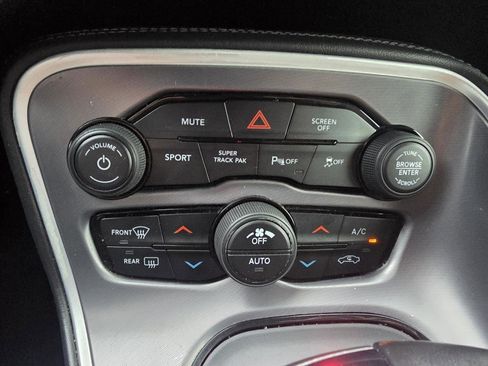 Used 2020 Dodge Challenger GT w/ Blacktop Package image 18