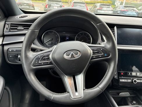 Used 2023 INFINITI QX55 Essential AWD/4WD image 11