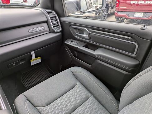 New 2026 RAM 1500 4x4 Crew Cab image 17
