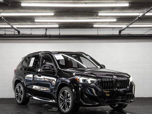 Used 2023 BMW X1 xDrive28i w/ M Sport Package image 7