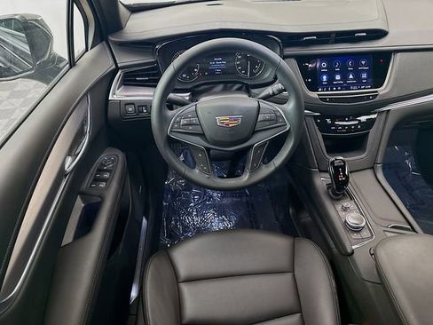 Used 2024 Cadillac XT5 Luxury image 25