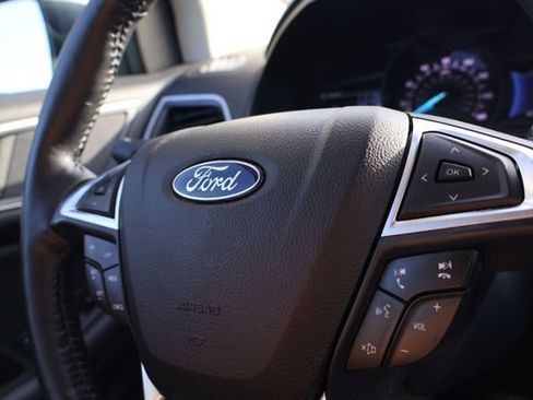 Used 2022 Ford Edge SEL w/ Convenience Package AWD/4WD image 12