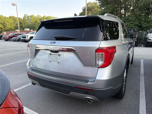 Used 2023 Ford Explorer Limited w/ Limited Technology Package RWD image 5