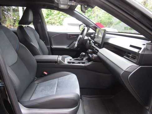 Certified 2026 Toyota RAV4 XSE w/ Weather Package AWD/4WD image 20