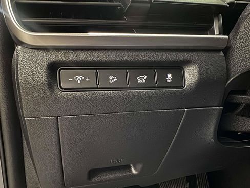 Used 2025 Kia Telluride S FWD image 28