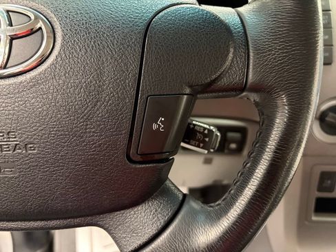 Used 2012 Toyota Tundra Limited w/ Memory Pkg AWD/4WD image 14