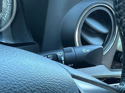 Used 2016 Toyota Tacoma SR5 image 27