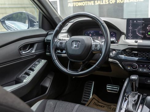 Used 2023 Honda Accord Sport image 34
