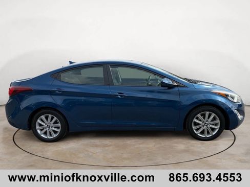 Used 2014 Hyundai Elantra SE w/ Option Group 02 image 2