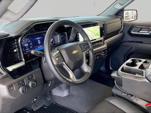 Used 2023 Chevrolet Silverado 1500 LT AWD/4WD image 12