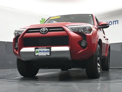Used 2021 Toyota 4Runner TRD Off-Road Premium w/ Moonroof Package AWD/4WD image 7