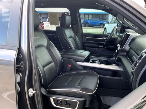 Used 2021 RAM 1500 Laramie image 8
