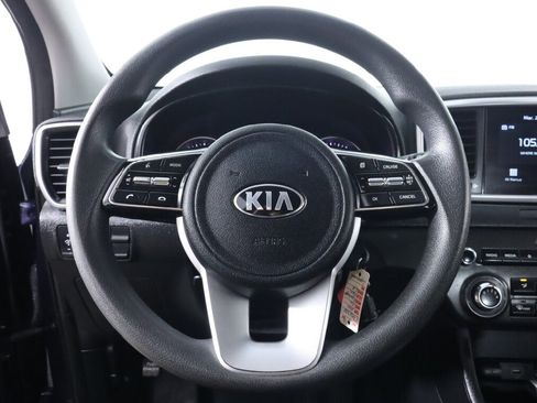 Used 2021 Kia Sportage LX image 11
